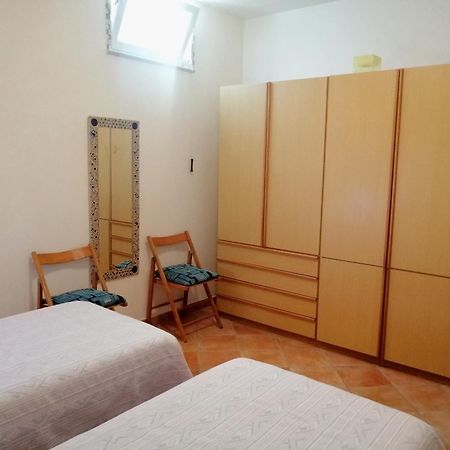 Villa Dimora Zara à Cozze Extérieur photo